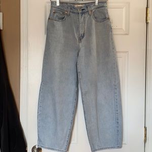 Levi Balloon Leg Denim